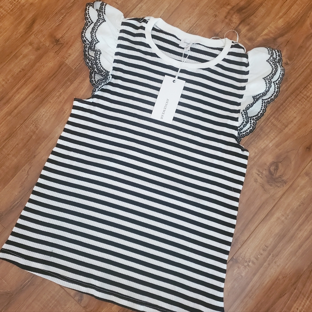 NWT Eyelet Top